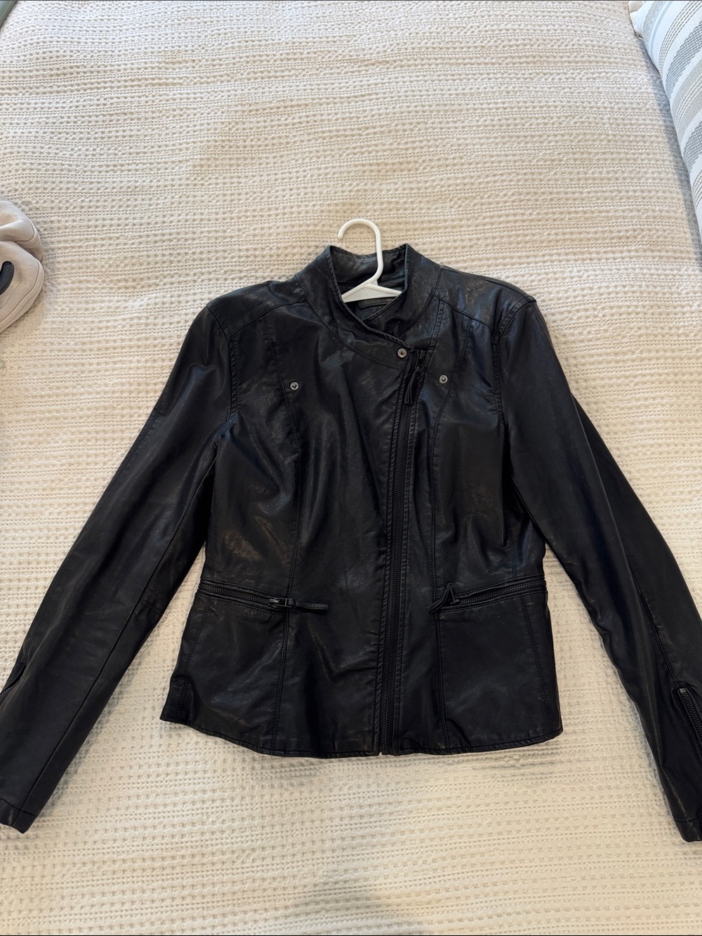 Leather jacket NYC  faux  🖤